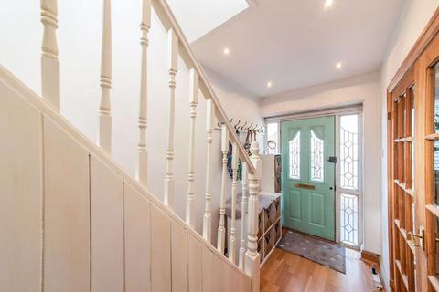 42 Walton Drive, Harrow, HA1 4XA