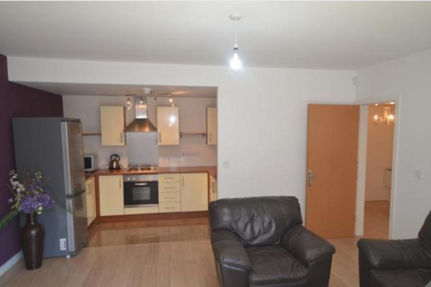 2 bedroom apartment to rent, Shot Tower Close, CH1