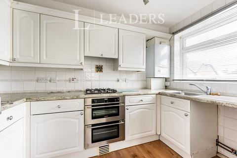 1 bedroom flat to rent, St. Winefrides Road