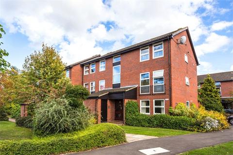 35 Fountain Gardens, Windsor, SL4 3SY