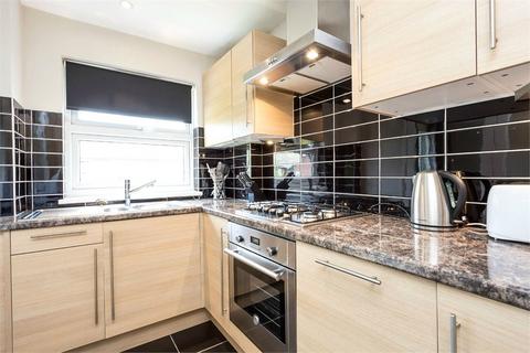 35 Fountain Gardens, Windsor, SL4 3SY