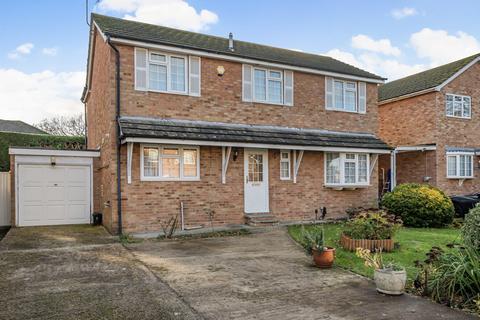 4 bedroom detached house for sale, Washington Drive, Windsor, Berkshire