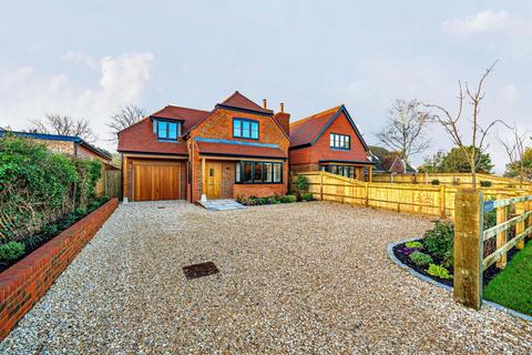 4 bedroom detached house for sale, Behoes Lane, Oxfordshire RG8