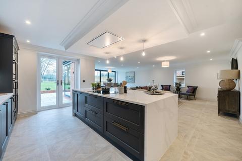 Maplewood Behoes Lane, Woodcote, Reading, RG8 0PP