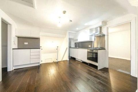 2 bedroom flat to rent, Holmesdale Road, London SE25