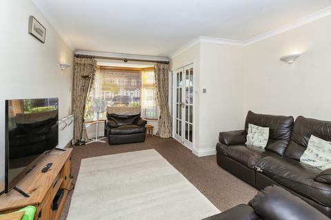 3 bedroom terraced house for sale, Chestnut Manor Close, Surrey TW18