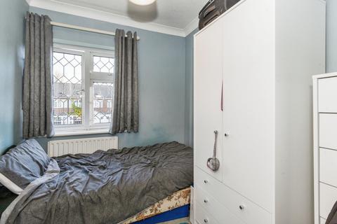 47 Chestnut Manor Close, Staines-upon-thames, TW18 1AG