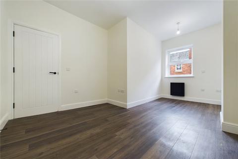 2 bedroom flat to rent, Billing Road, Northamptonshire NN1