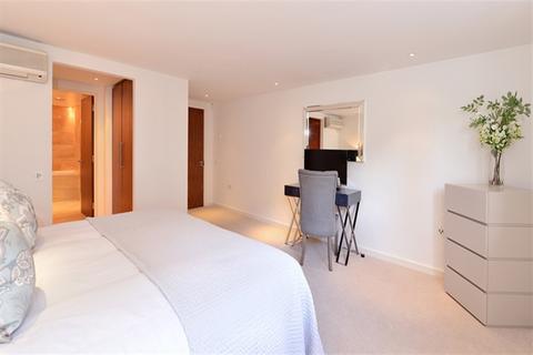 2 bedroom apartment to rent, Imperial House, Young Street, Kensington W8