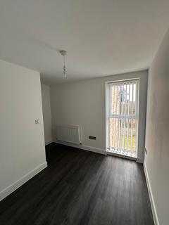 2 bedroom flat to rent, Crosby Road South, Liverpool L22