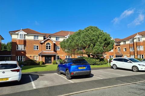 2 bedroom apartment to rent, Summerfield Village Court, Wilmslow, Cheshire