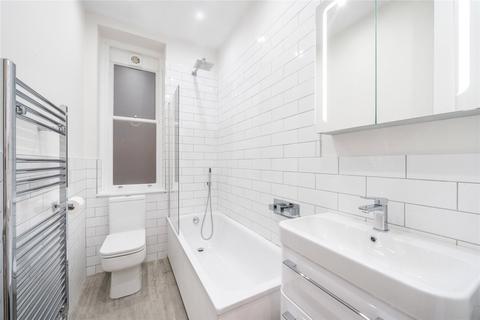 2 bedroom flat to rent, Ridgmount Gardens, London