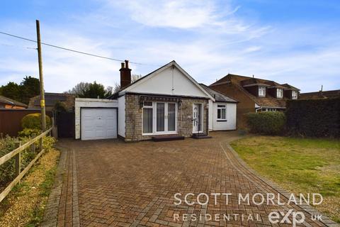 3 bedroom detached bungalow for sale, Old Kempshott Lane, Basingstoke RG22