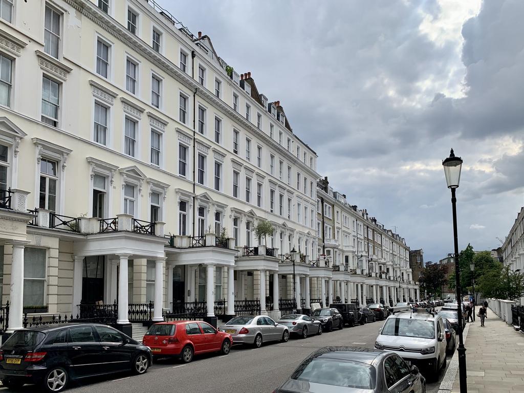 Rllg4 kensington-apartment-lonfon22222.jpeg