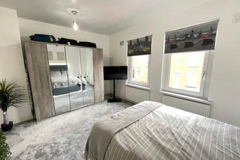 6 Alan Road, Darton, Barnsley, S75 5NL