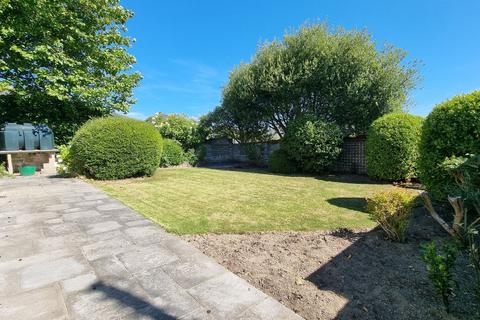 3 bedroom detached bungalow to rent, Little Petherick, Wadebridge PL27