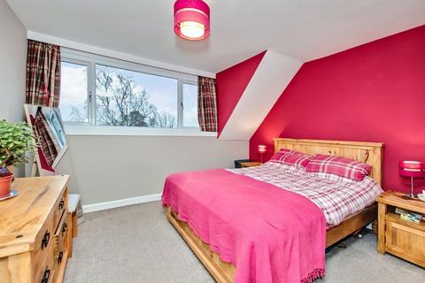 11 Spoutwells Road, Scone, Perth, PH2 6RW