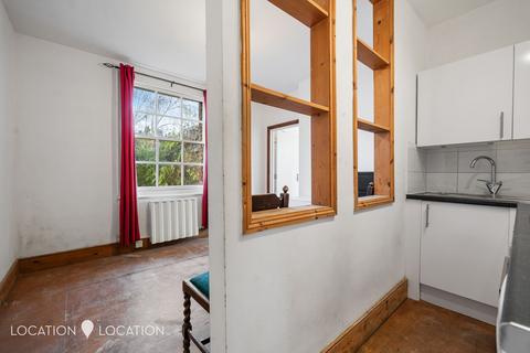 1 bedroom flat for sale, Gibson Gardens, London, N16