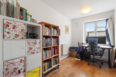 139 Lordship Road, London, N16 5HF