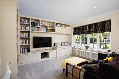 34 Thorp Arch Park, Thorp Arch, Wetherby, LS23 7AN