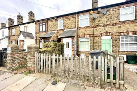 3 bedroom terraced house to rent, Rainsford Road, Chelmsford