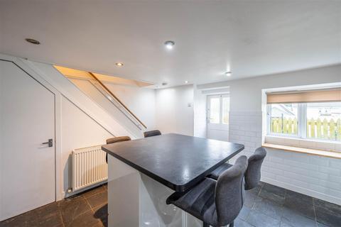 63 Angus Road, Scone, Perth, PH2 6RB