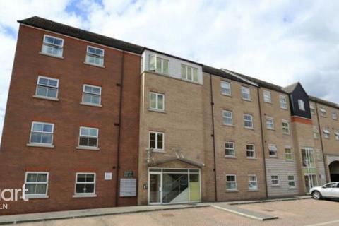 2 bedroom apartment to rent, Riverside Drive, Lincoln