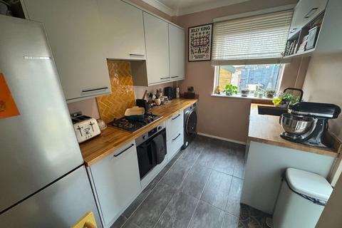 6 Berrie Grove, Manchester, M19 2QA