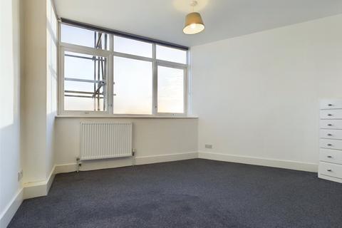 2 bedroom apartment to rent, Furze Hill Court, Furze Hill, Hove, BN3