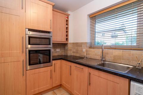 2 bedroom apartment for sale, Ballards Lane, London, N3