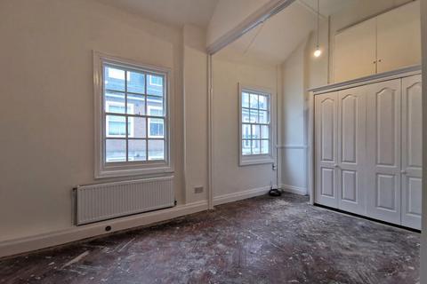 3 bedroom flat to rent, Garland Street, Bury St Edmunds IP33