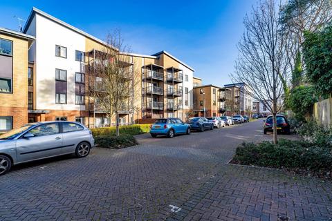 2 bedroom apartment for sale, Grade Close, Borehamwood, WD6