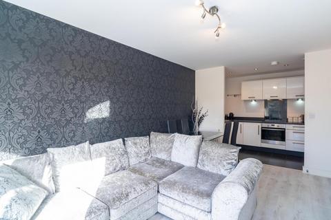 2 bedroom apartment for sale, Grade Close, Borehamwood, WD6