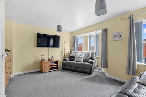 25 Dace Road, Broomhall, Worcester, WR5 3FD