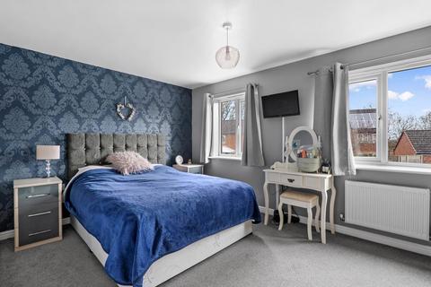 25 Dace Road, Broomhall, Worcester, WR5 3FD