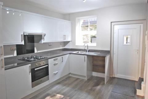 2 bedroom terraced house to rent, Water Street, Bollington