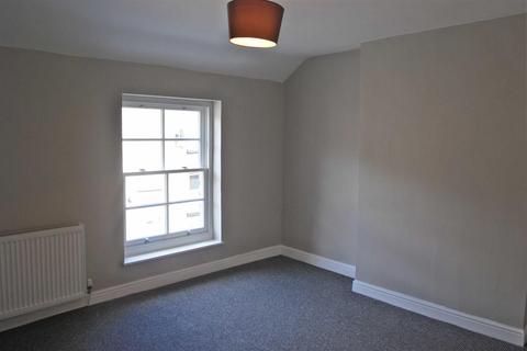 2 bedroom terraced house to rent, Water Street, Bollington