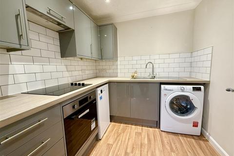 1 bedroom flat for sale, High Street, Stalham NR12