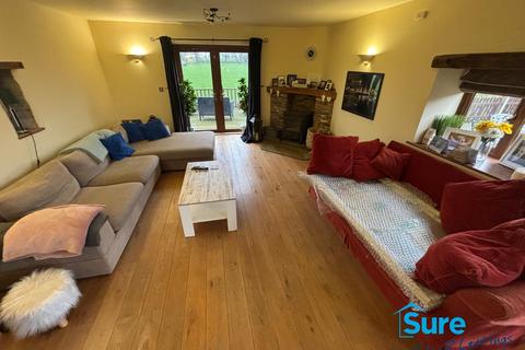 3 bedroom barn conversion to rent, Brook Lane, Westbury-on-Severn, GL14