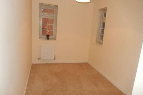 2 bedroom terraced house to rent, James Drive, Calverton, NG14