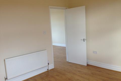 1 bedroom flat to rent, Crescent Road, London N22