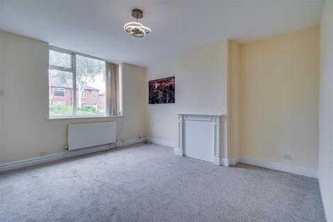 14 Darnley Avenue, Wakefield, WF2 9QJ