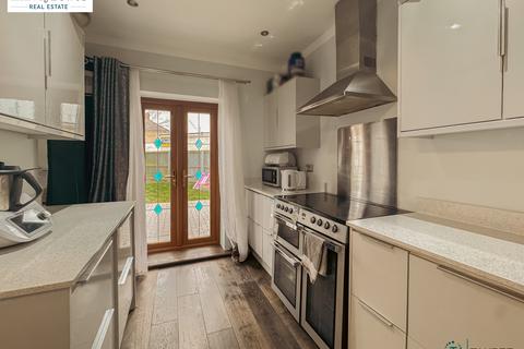 3 bedroom semi-detached house for sale, Oliver Road, Newport NP19