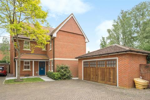 undefined, Old Union Way, Thame, Oxfordshire, OX9