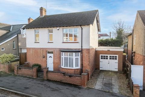 3 bedroom detached house for sale, Blandford Avenue, Kettering NN16