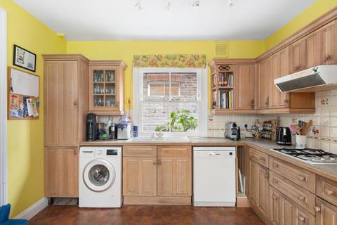 4 bedroom semi-detached house for sale, London W12