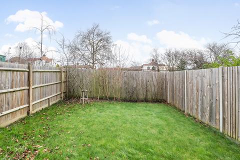 17 Harris Close, Orpington, BR5 2FL