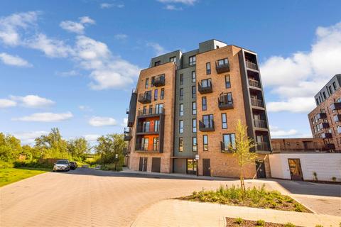 3 bedroom apartment to rent, Wharf Road, Chelmsford, CM2