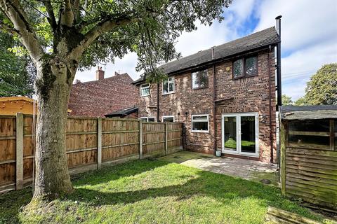 3 bedroom end of terrace house for sale, Brentwood Avenue, Timperley