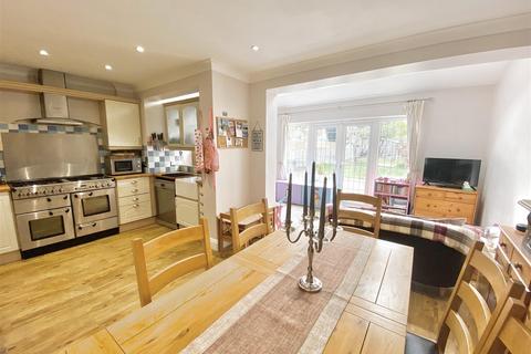 4 bedroom semi-detached house for sale, Shenfield, Brentwood